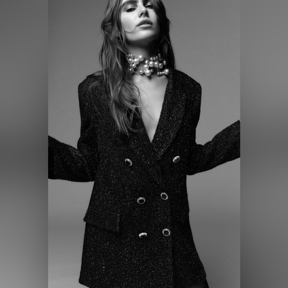 Zara White Pearl Statement Necklace - Picture 2 of 7